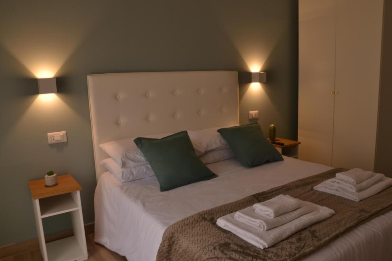 Luna Nuova Suites Naples Extérieur photo