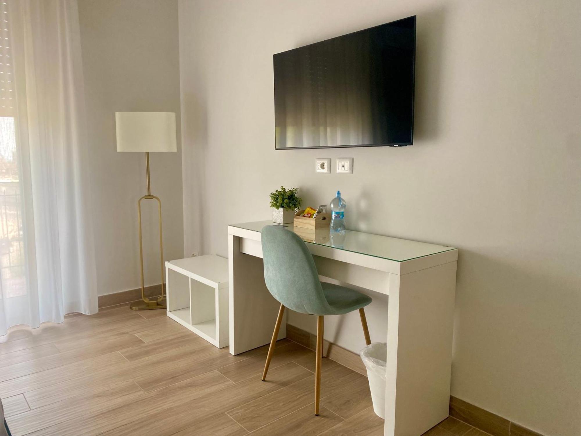 Luna Nuova Suites Naples Extérieur photo